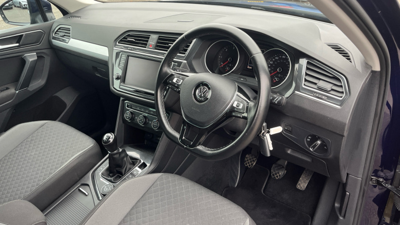 Volkswagen Tiguan 2.0 TDi 150 4Motion SE Nav 5dr Diesel Estate